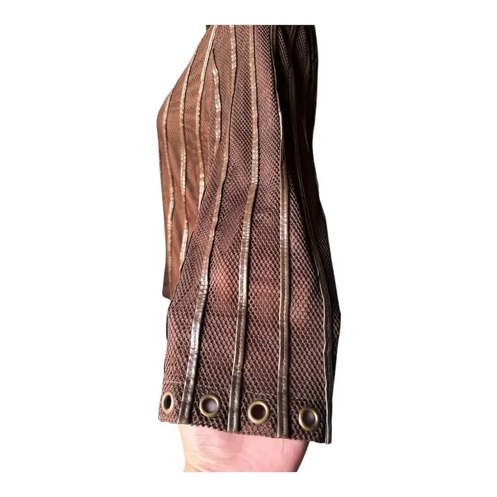 Vintage wear consistent with age (no major flaws) - Picture 4 of 7